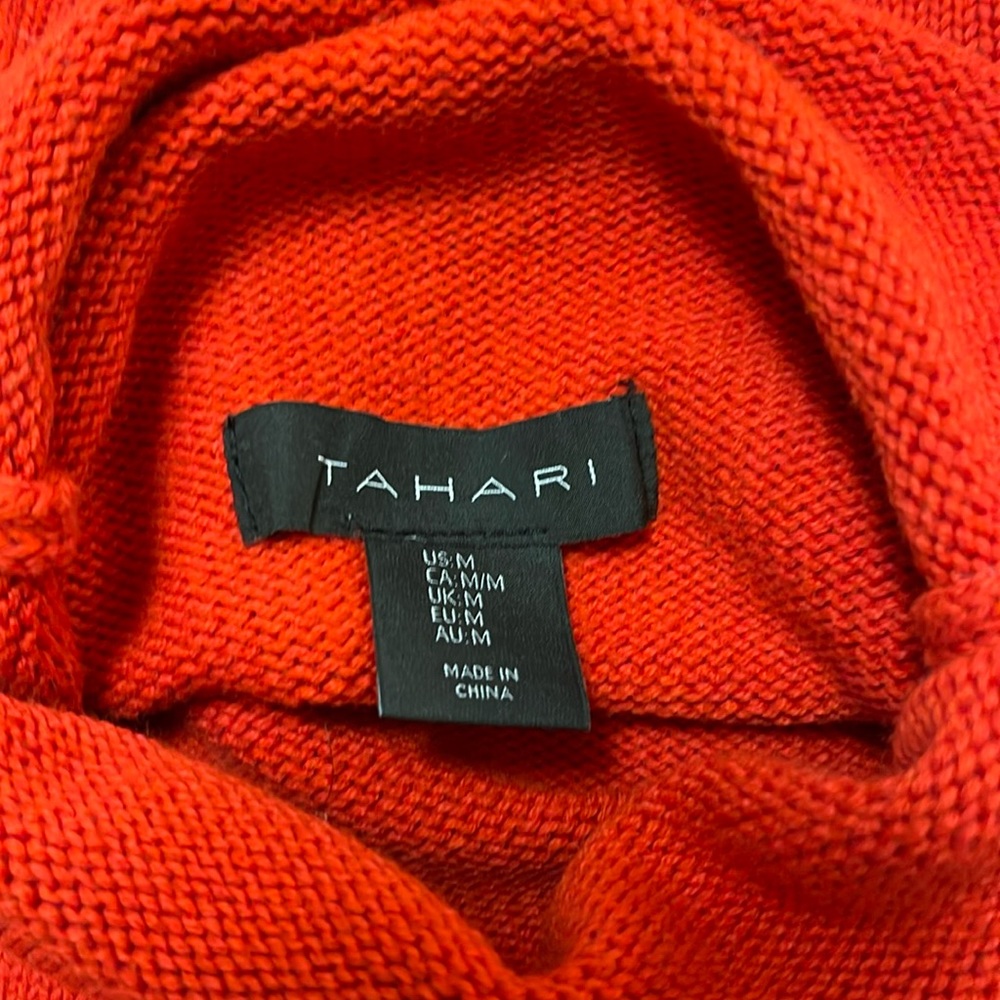 Simple Red Tahari Sweater (M)